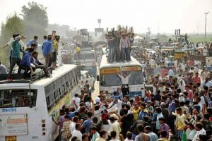 Jat stir enters 22nd day: Liquor banned till Monday, internet services blocked